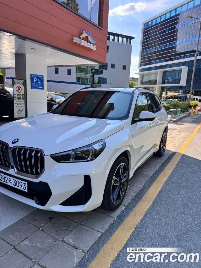 BMW X1 — фото 1