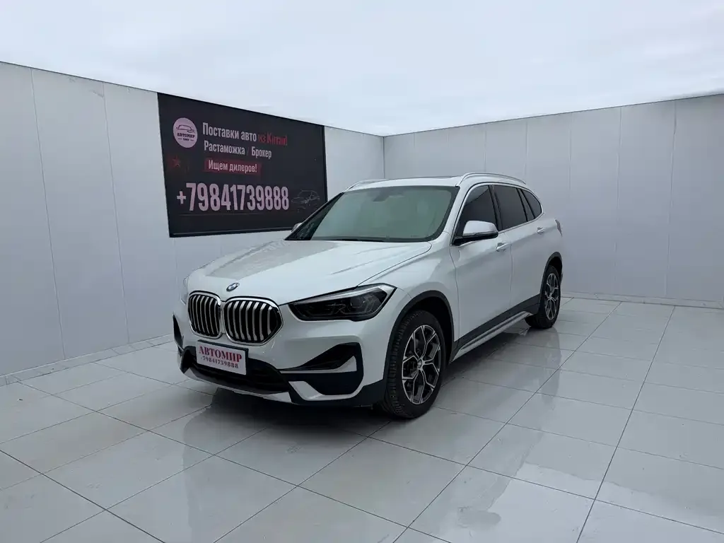BMW X1 — фото 1
