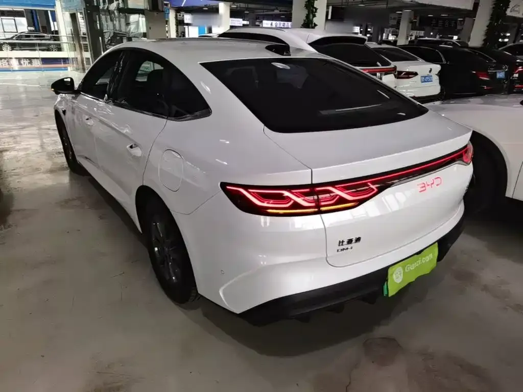BYD Qin L — фото 9