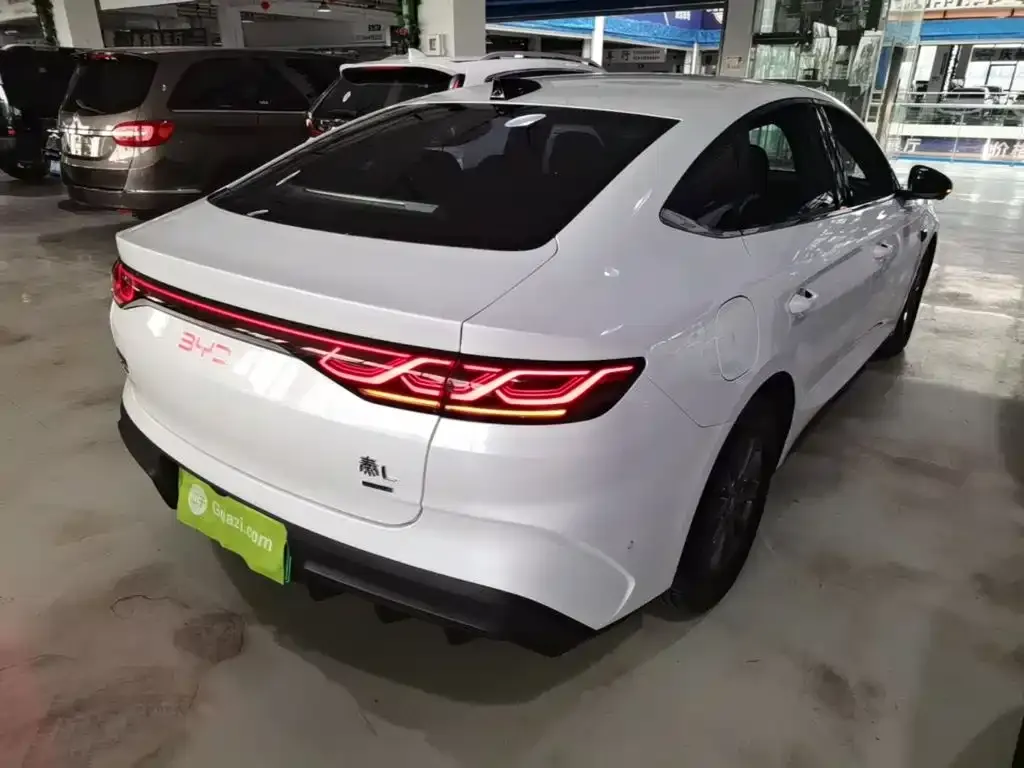 BYD Qin L — фото 7