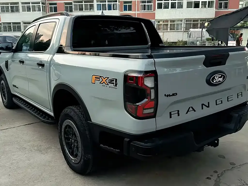 Ford Ranger — фото 8