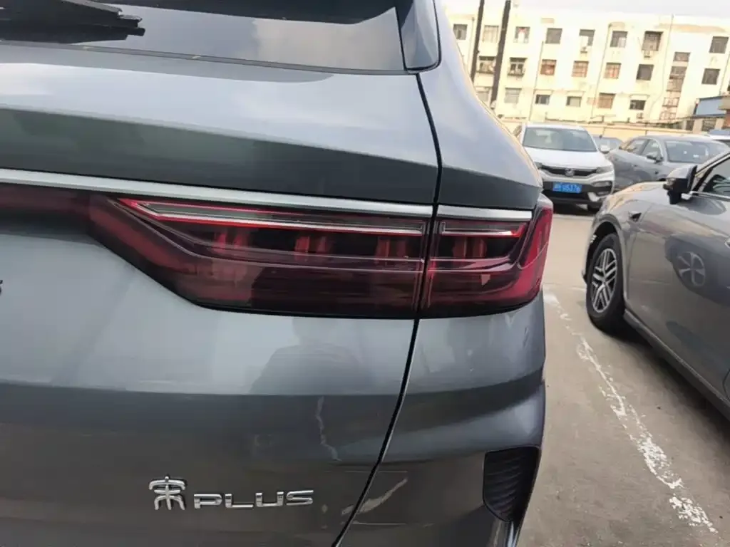 BYD PLUS New Energy — фото 4