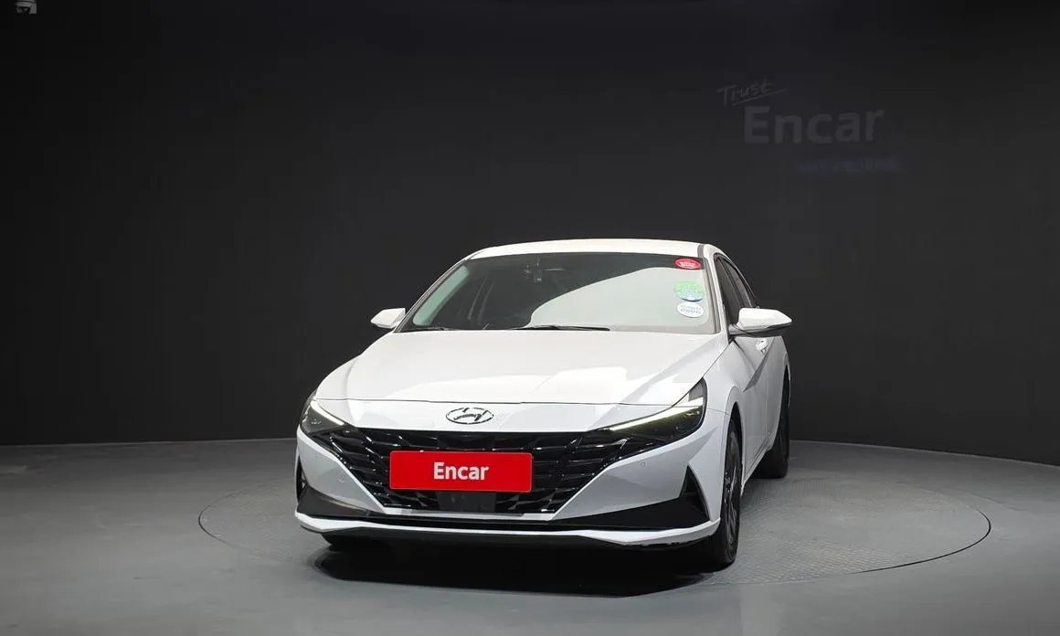 Hyundai AVANTE — фото 2