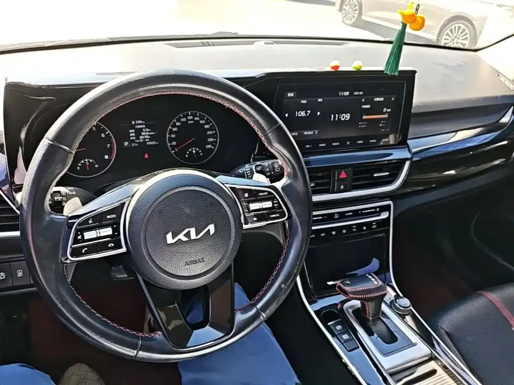 Kia KX3 — фото 10