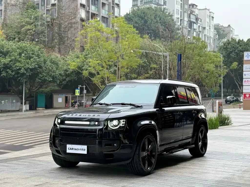 Land Rover Defender — фото 1