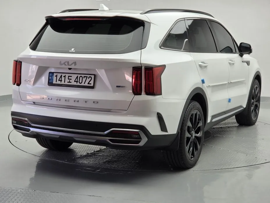 Kia Sorento — фото 9