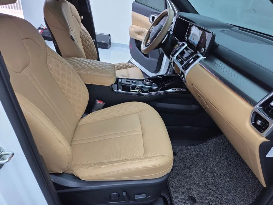 Kia Sorento — фото 8