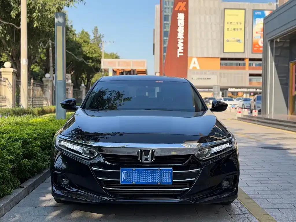Honda Accord — фото 6