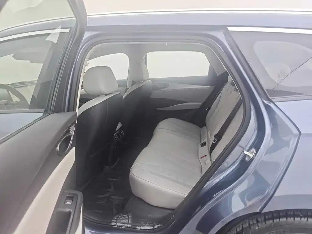 BYD Seal 06 DM-i Touring — фото 9