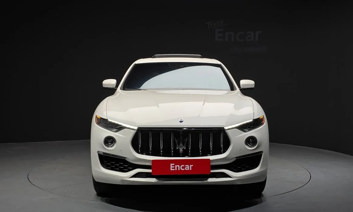 Maserati Levante — фото 3