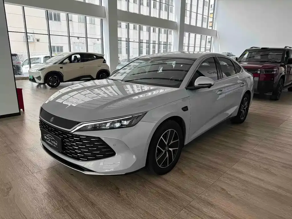 BYD Qin L — фото 1