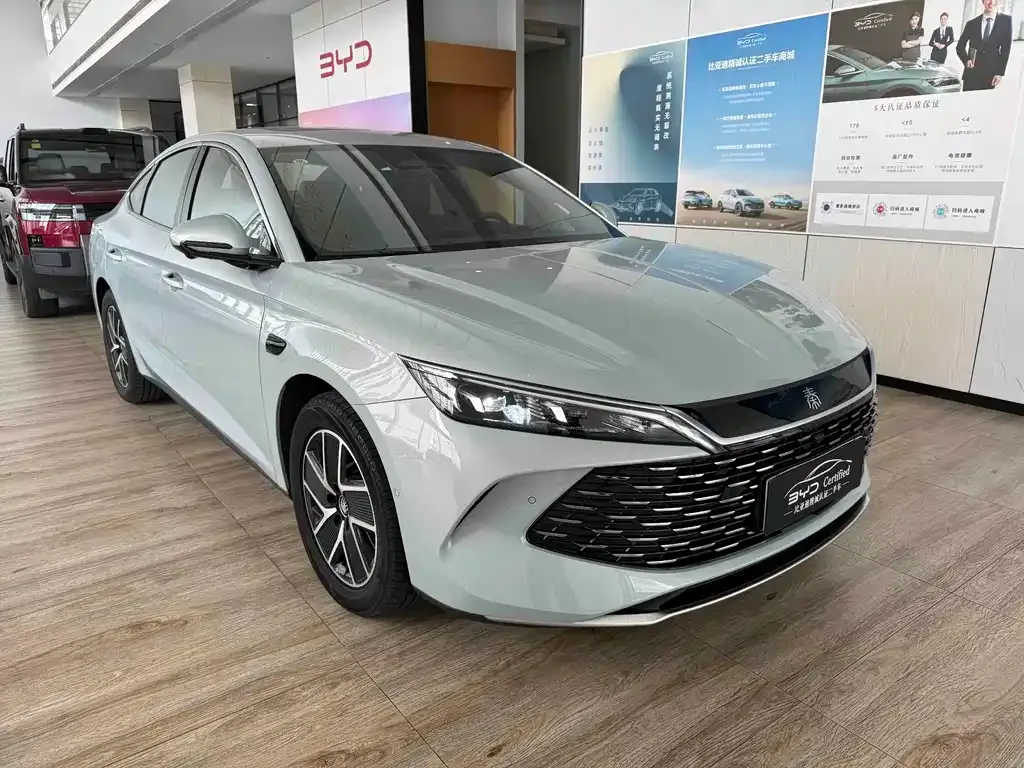 BYD Qin L — фото 10
