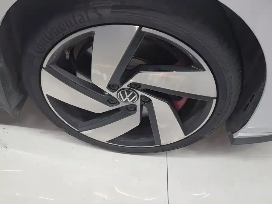 Volkswagen Golf GTI — фото 4