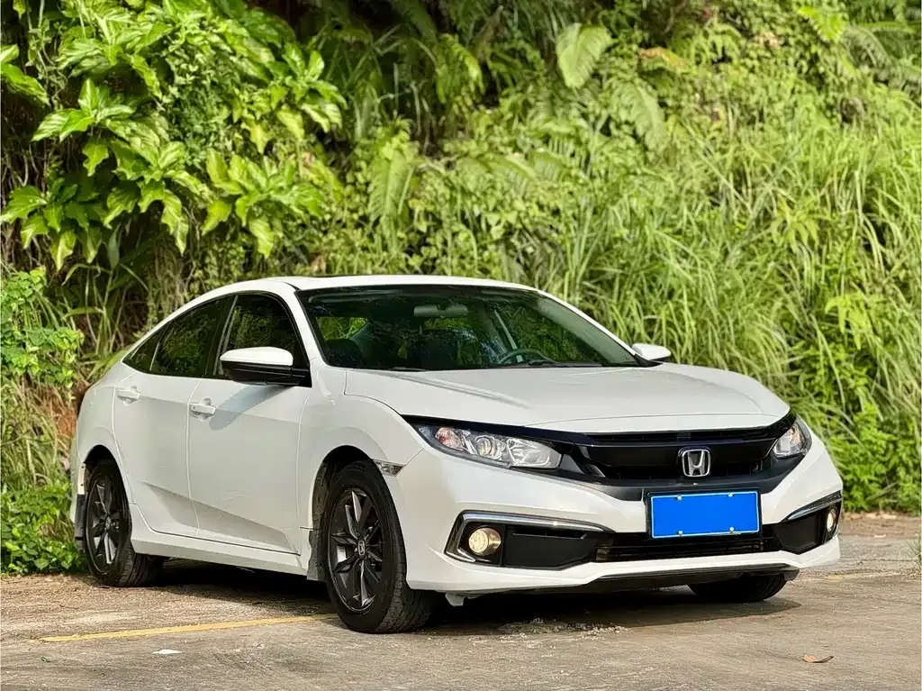Honda Civic — фото 8