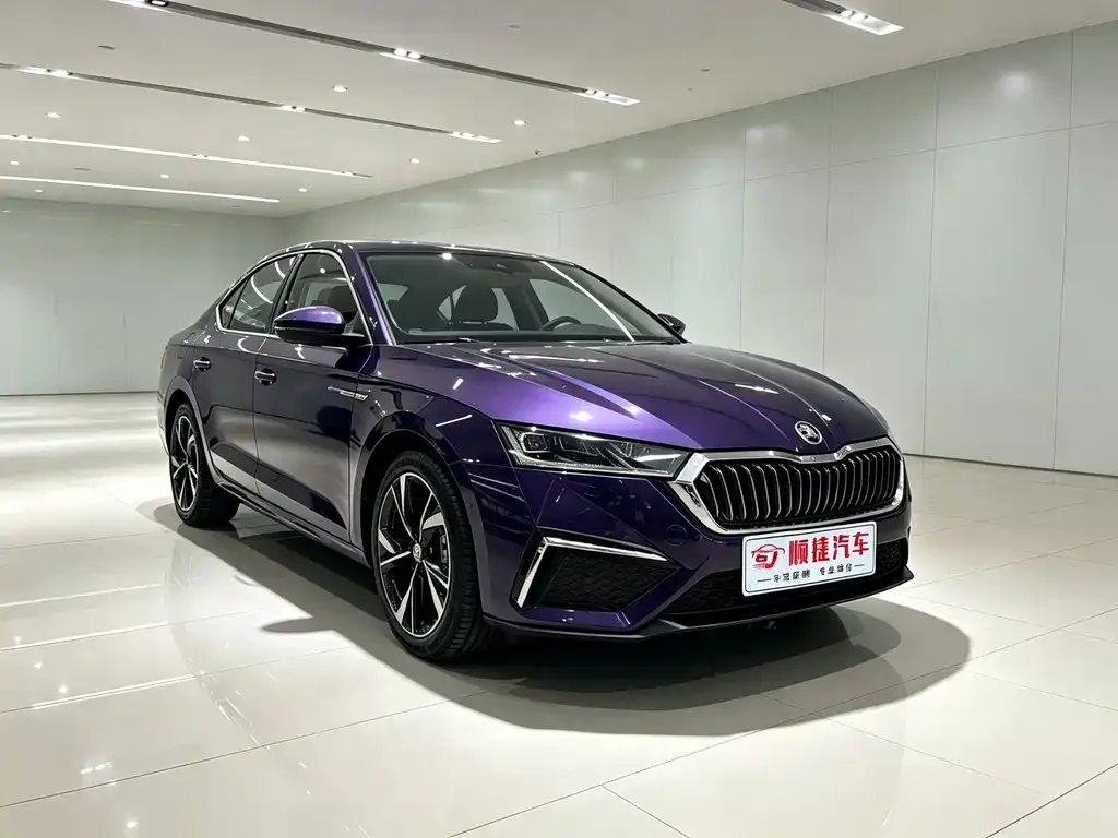 Skoda Octavia — фото 7