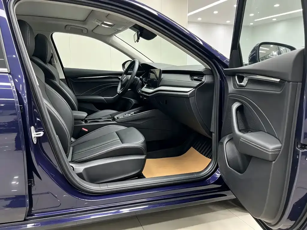 Skoda Octavia — фото 5