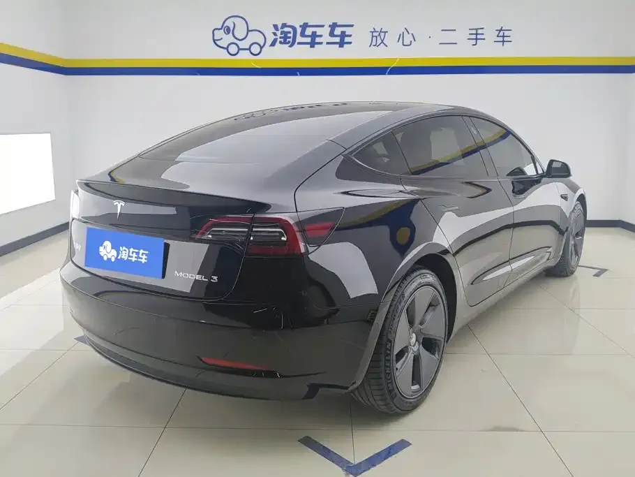 Tesla Model 3 — фото 6