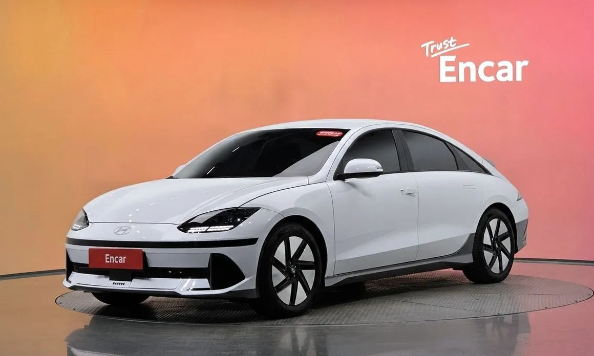 Hyundai Ioniq6 — фото 1