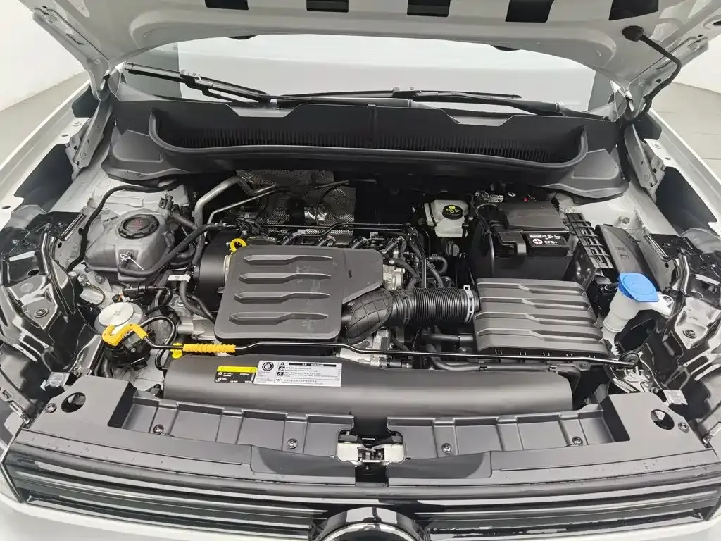 Volkswagen Tharu — фото 10