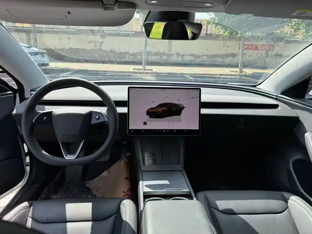 Tesla Model 3 — фото 6