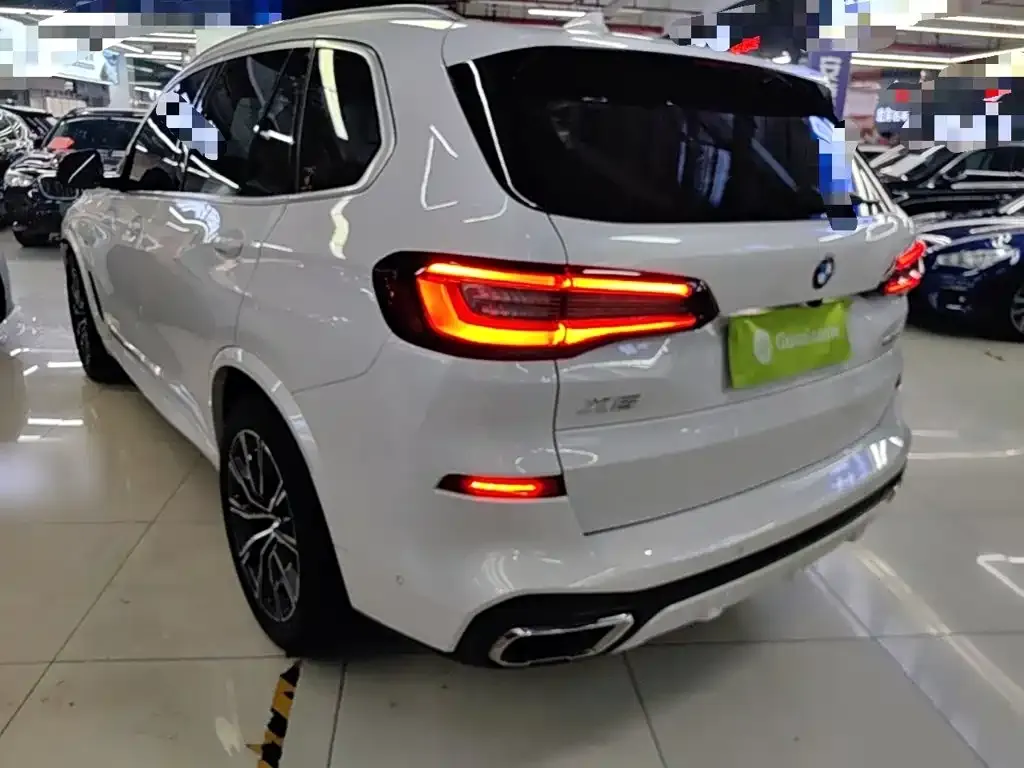 BMW X5 (Import) — фото 5