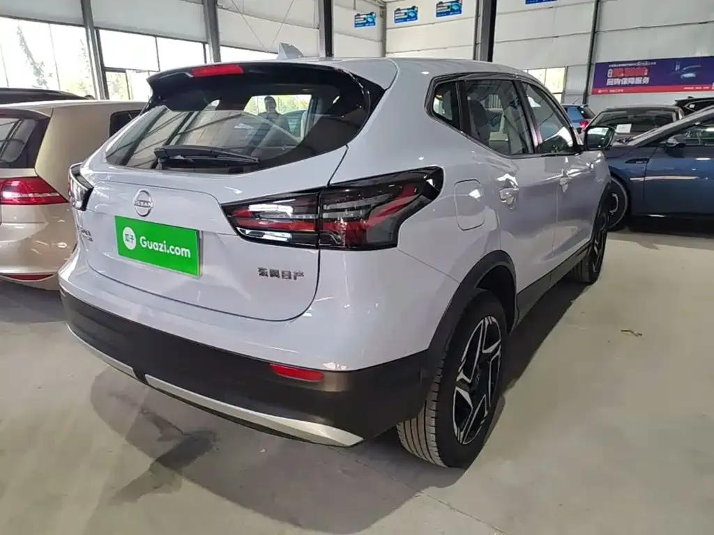 Nissan Qashqai — фото 5