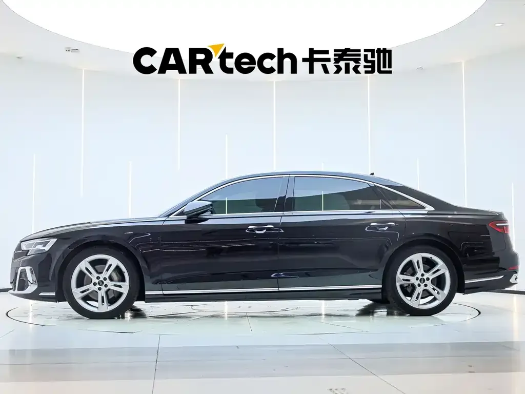 Audi A8 — фото 3