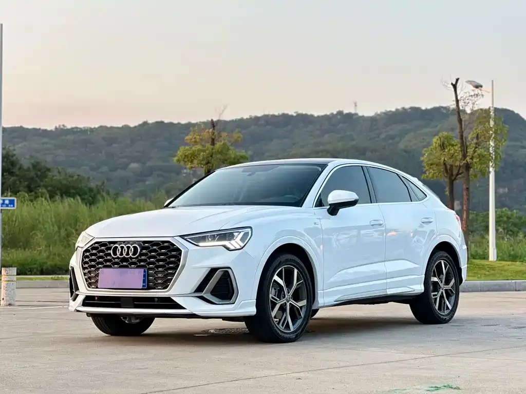 Audi Q3 Sportback — фото 1