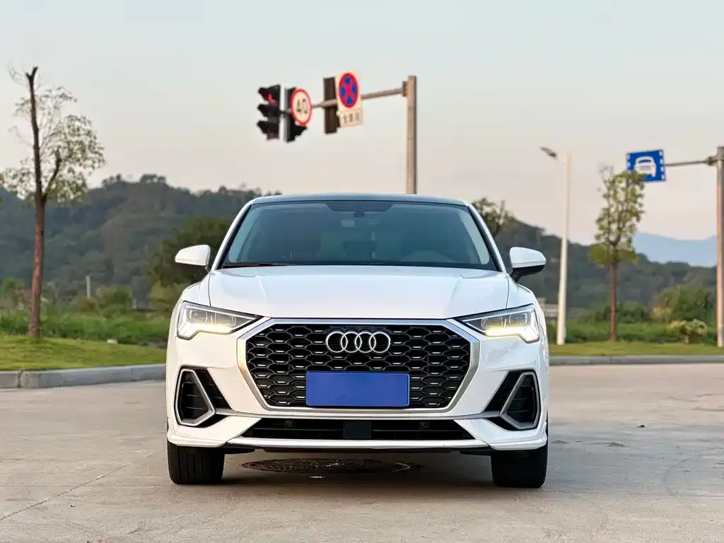 Audi Q3 Sportback — фото 5