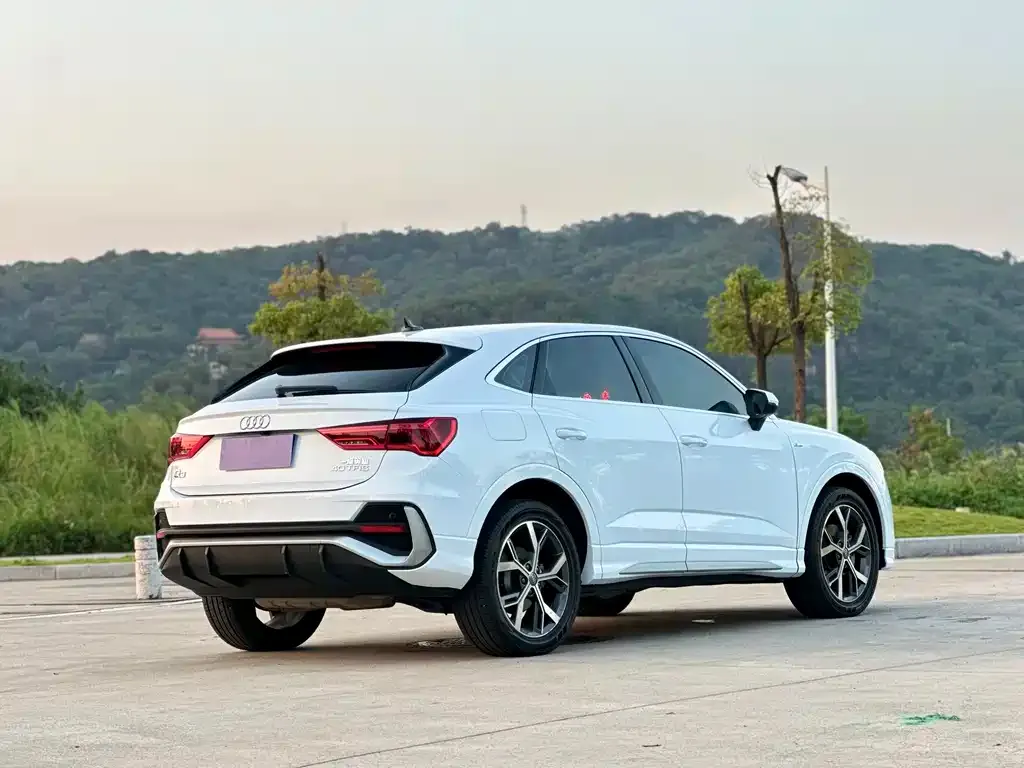 Audi Q3 Sportback — фото 2