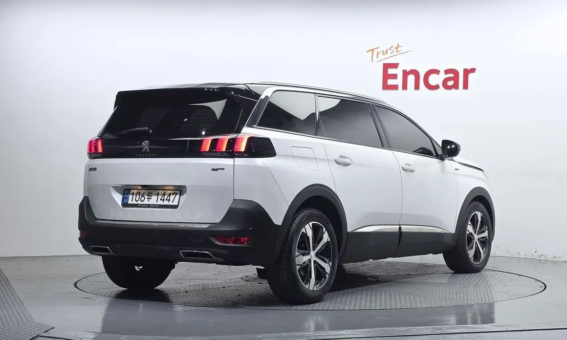 Peugeot 5008 — фото 2