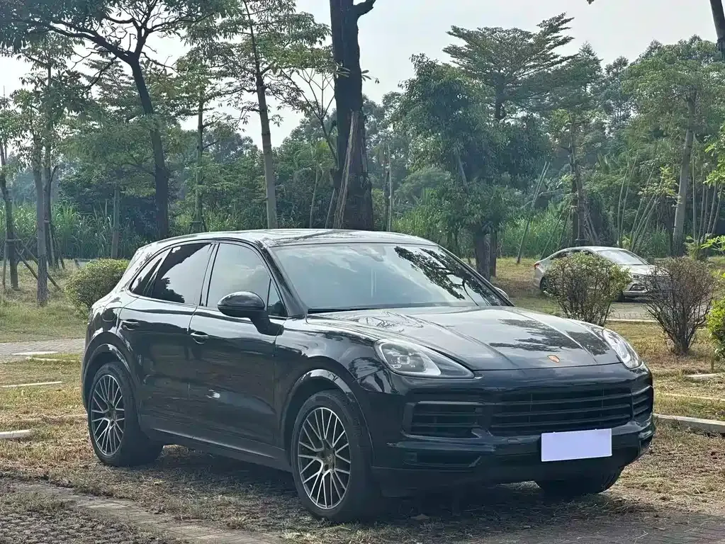 Porsche Cayenne — фото 2