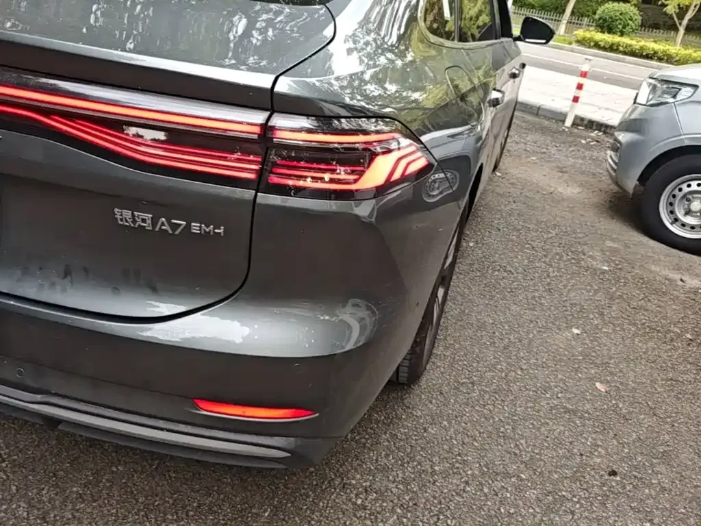 Geely Galaxy A7 EM — фото 8