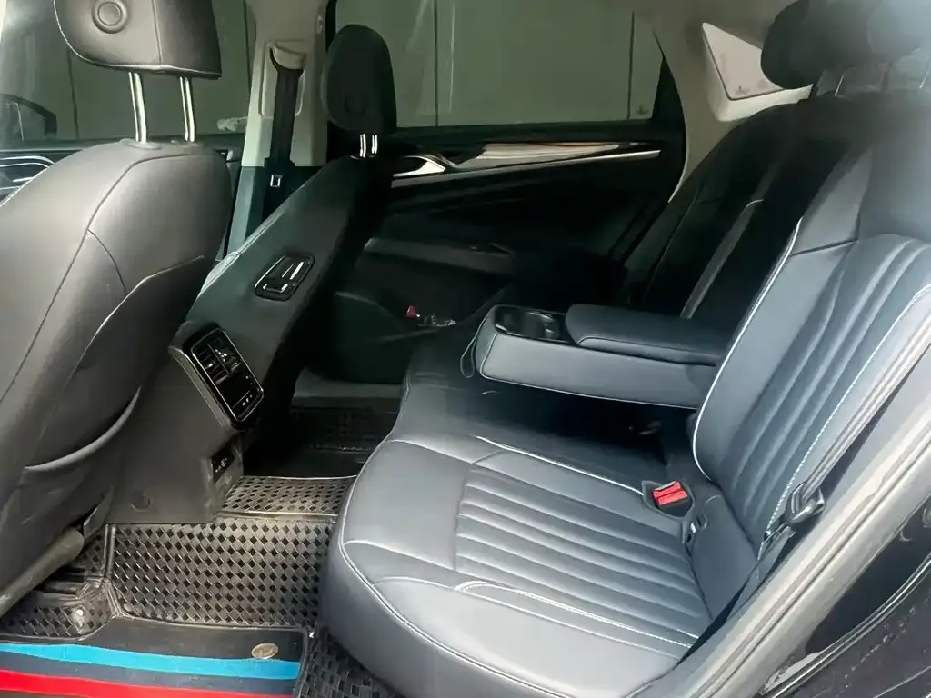 Volkswagen Passat — фото 3