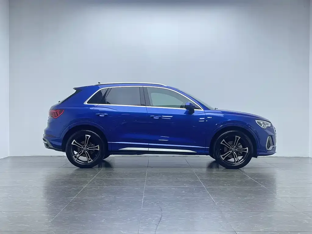 Audi Q3 — фото 2