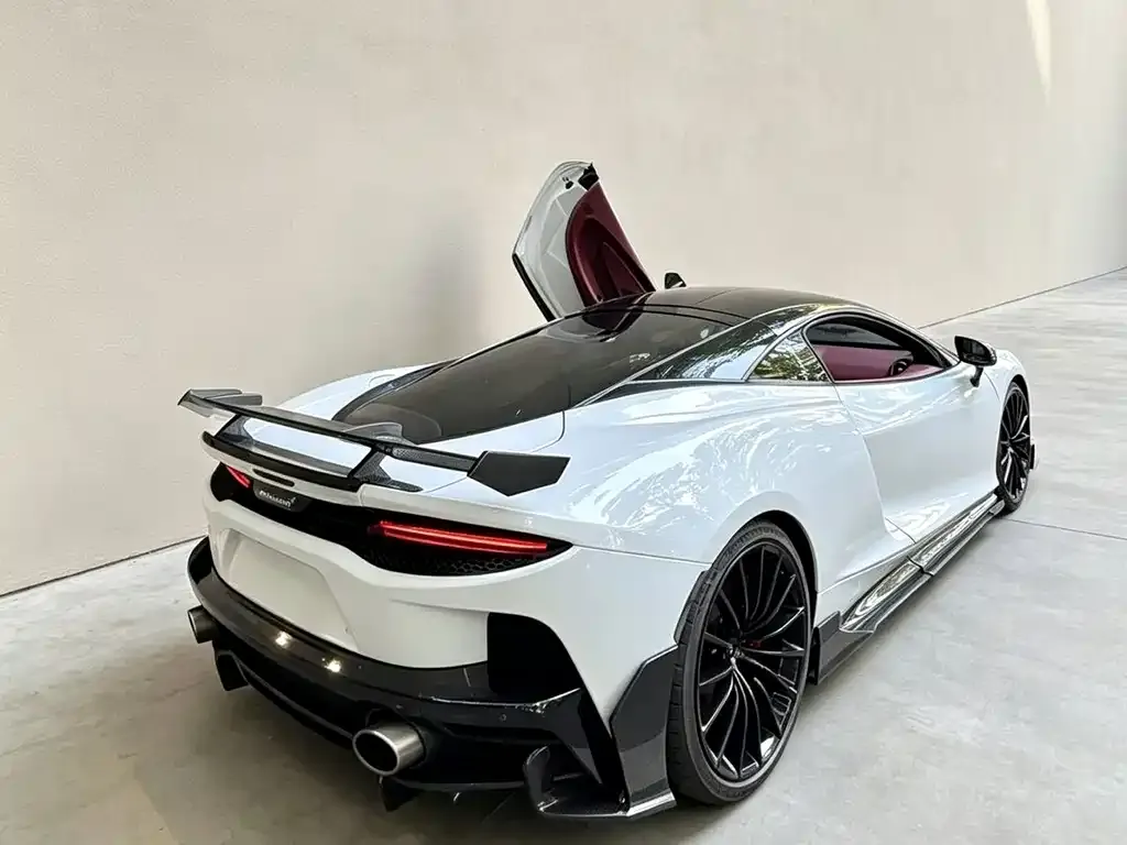 McLaren GT — фото 5