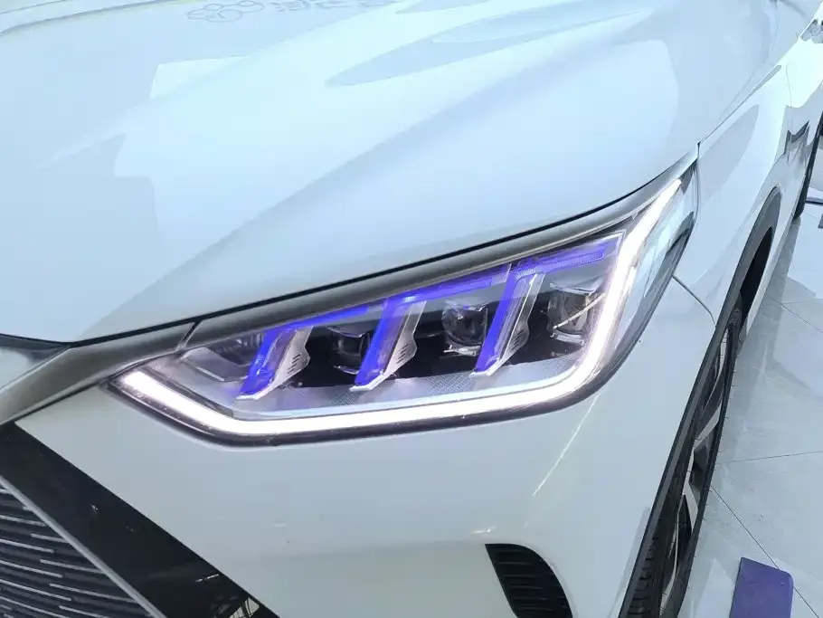 BYD PLUS New Energy — фото 9