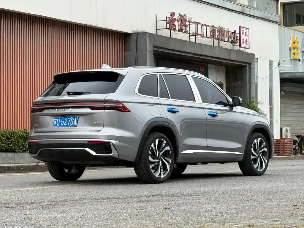 Geely Xingyue L — фото 6