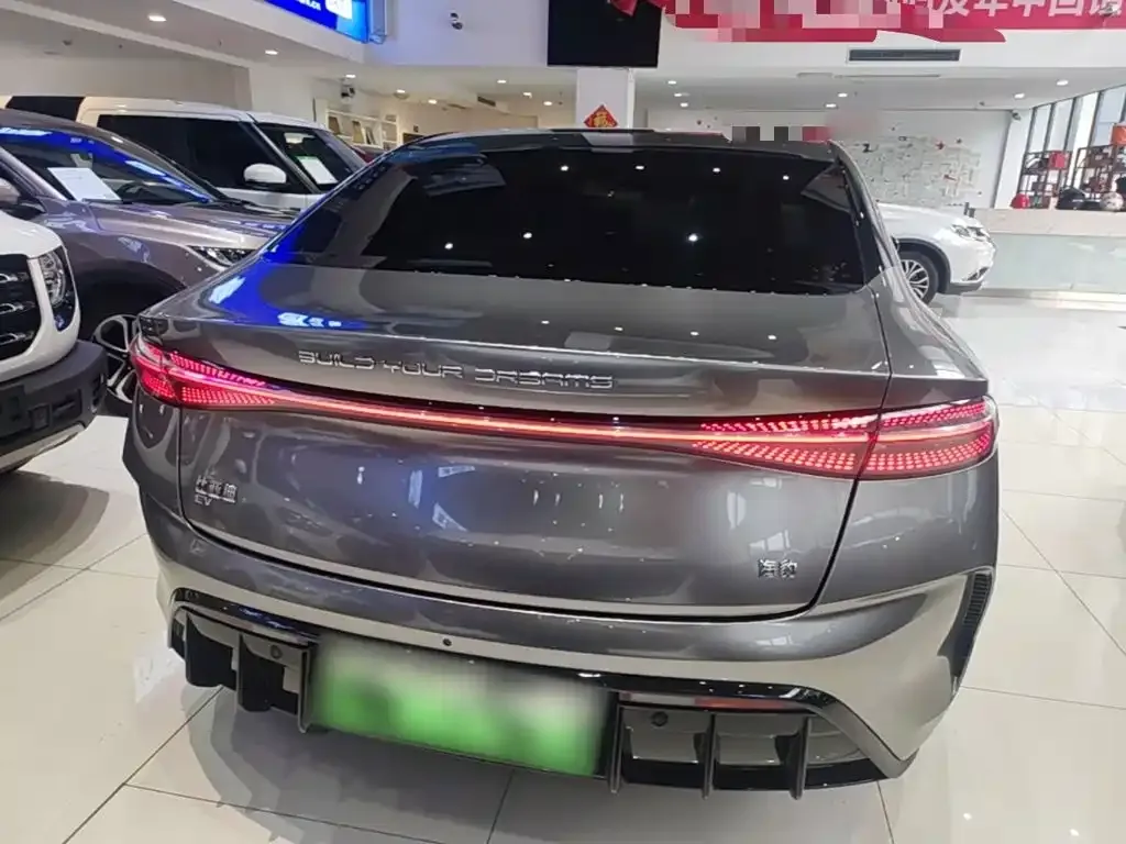 BYD Seal — фото 6