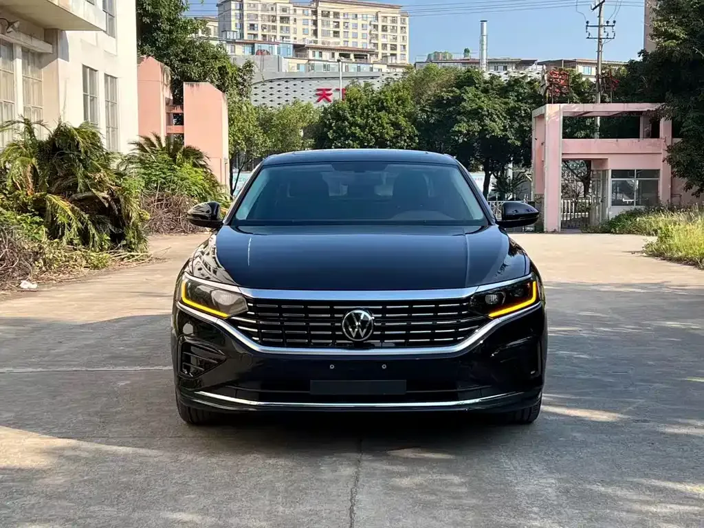 Volkswagen Passat — фото 9