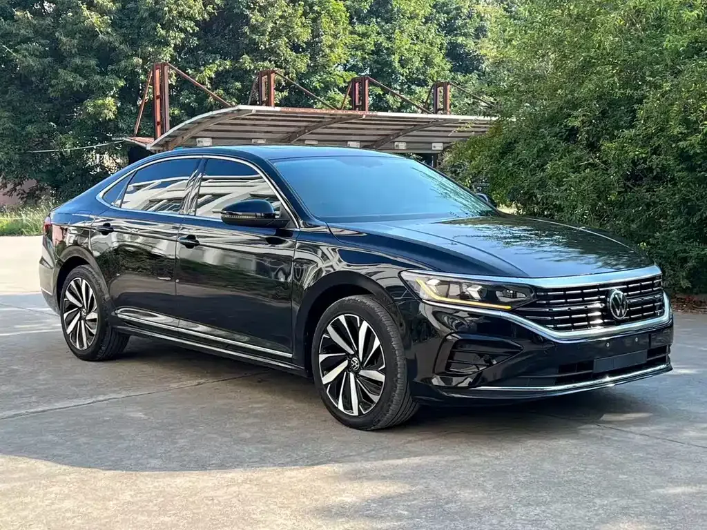 Volkswagen Passat — фото 8