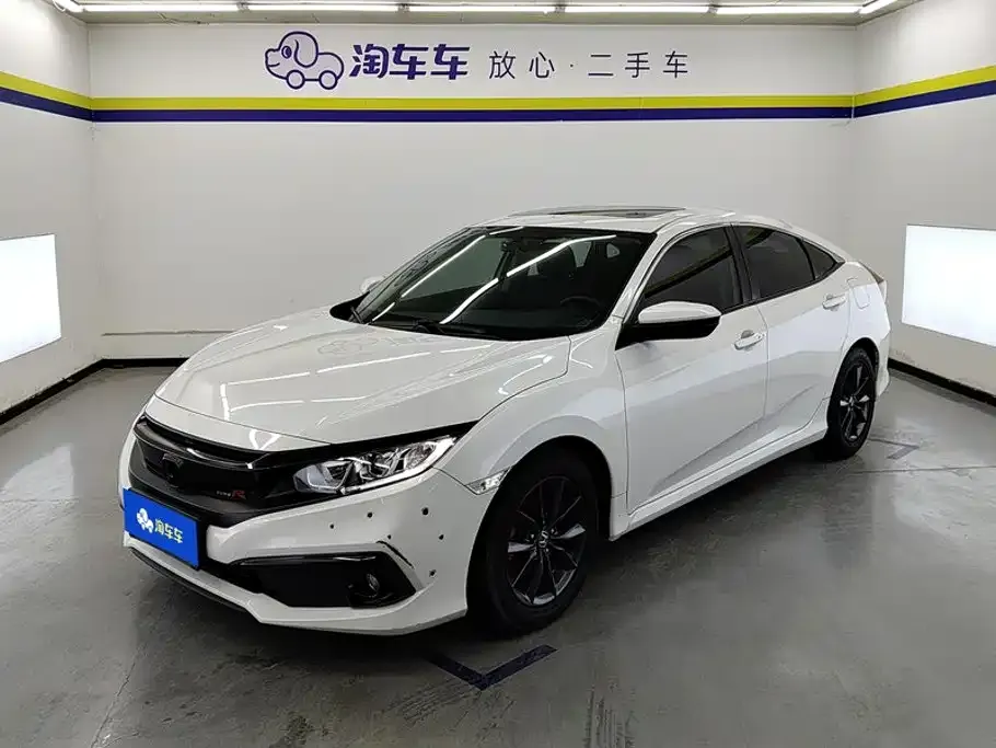 Honda Civic — фото 1
