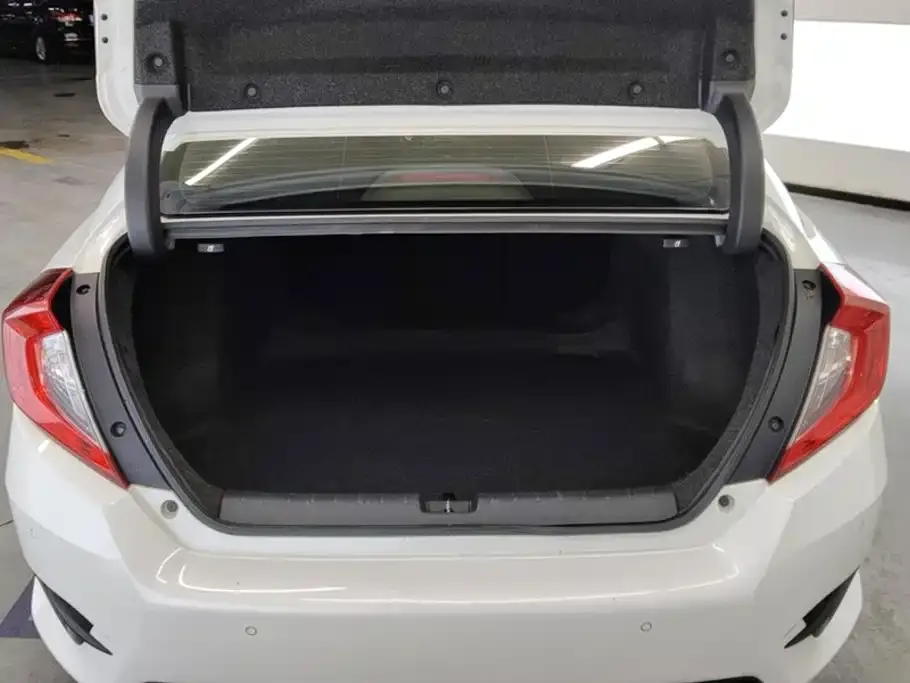 Honda Civic — фото 2