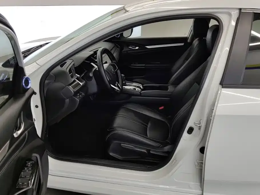 Honda Civic — фото 6
