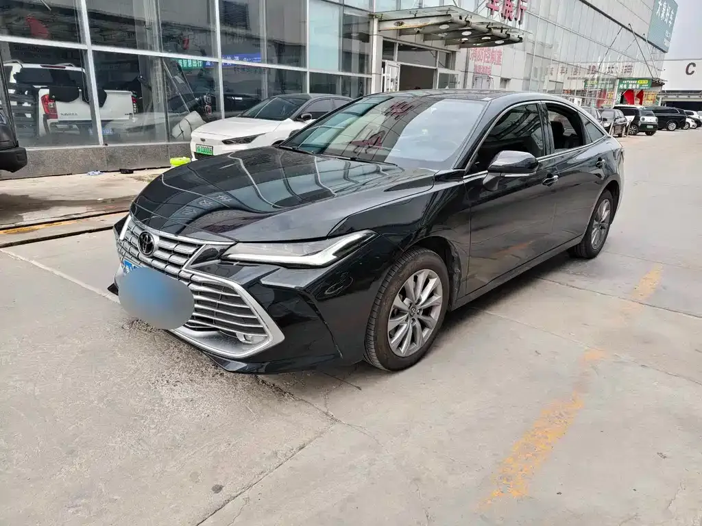 Toyota Avalon — фото 2