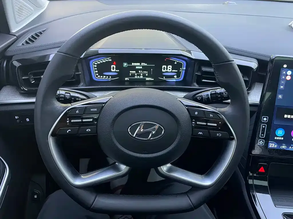 Hyundai Custo — фото 7