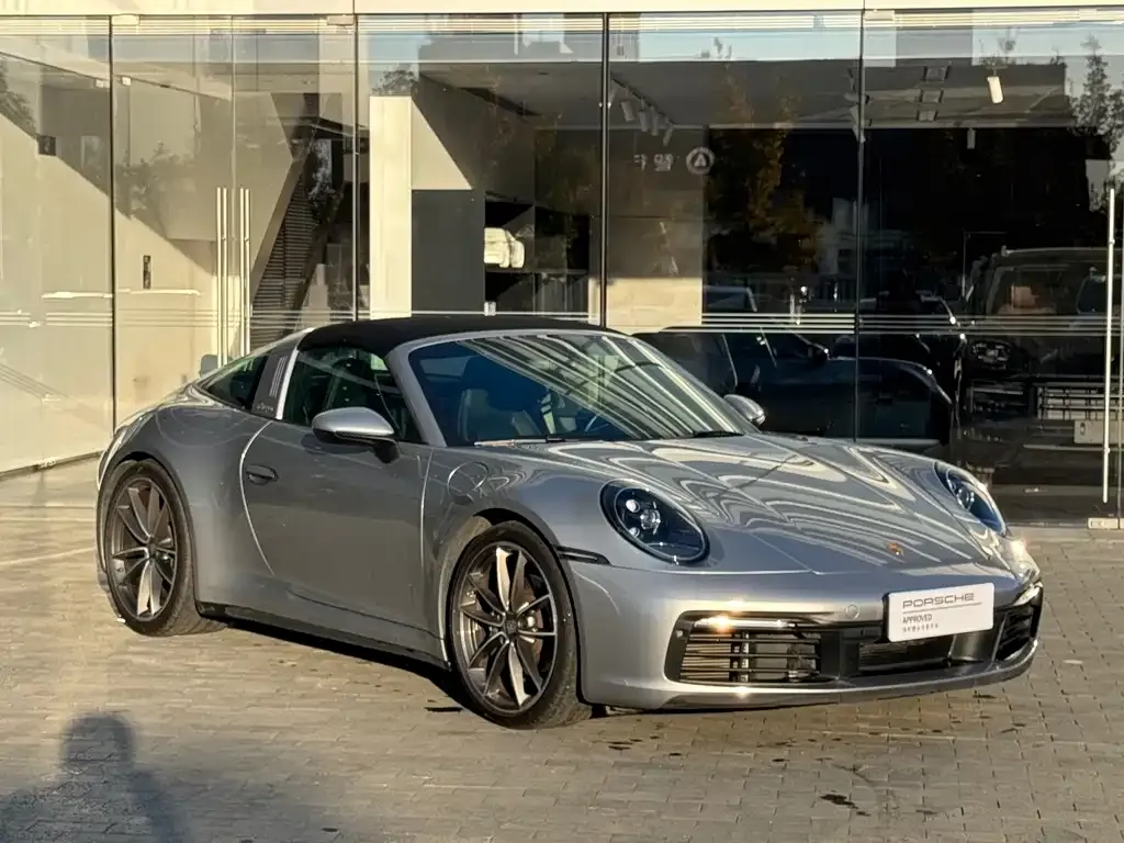 Porsche 911 — фото 1