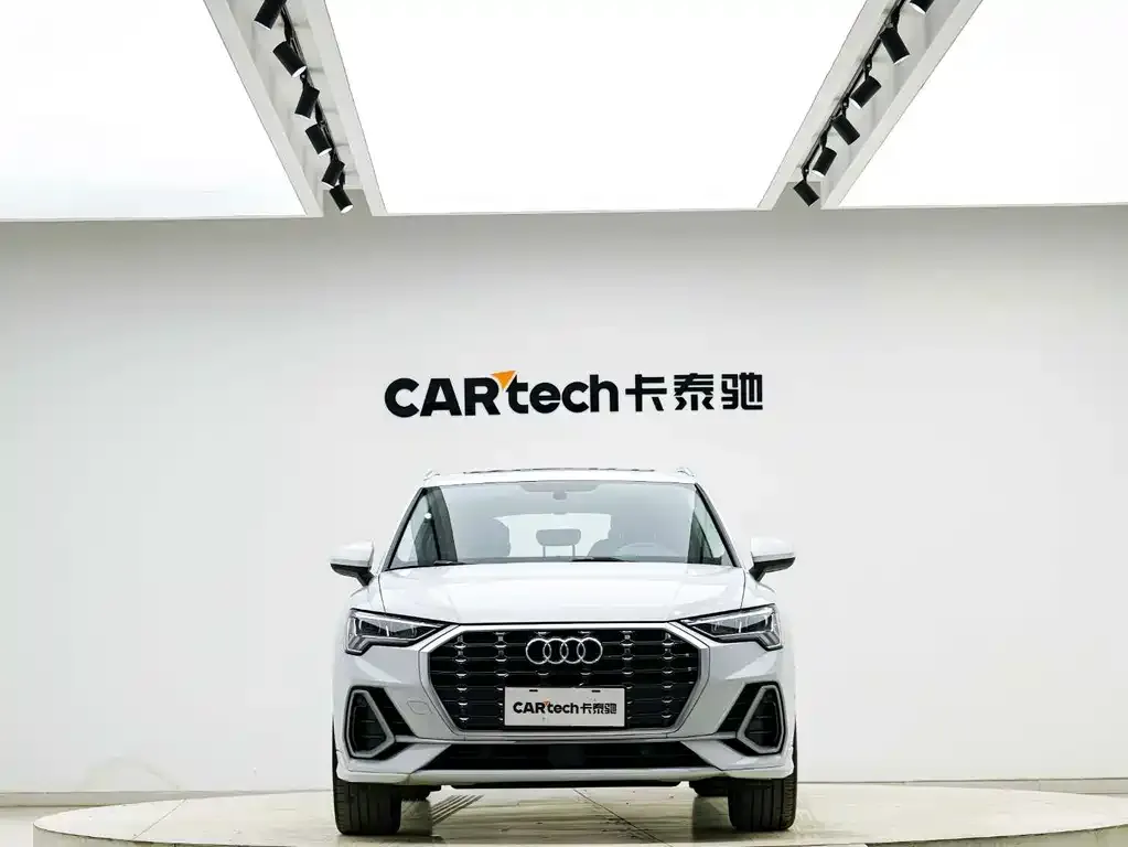 Audi Q3 — фото 3
