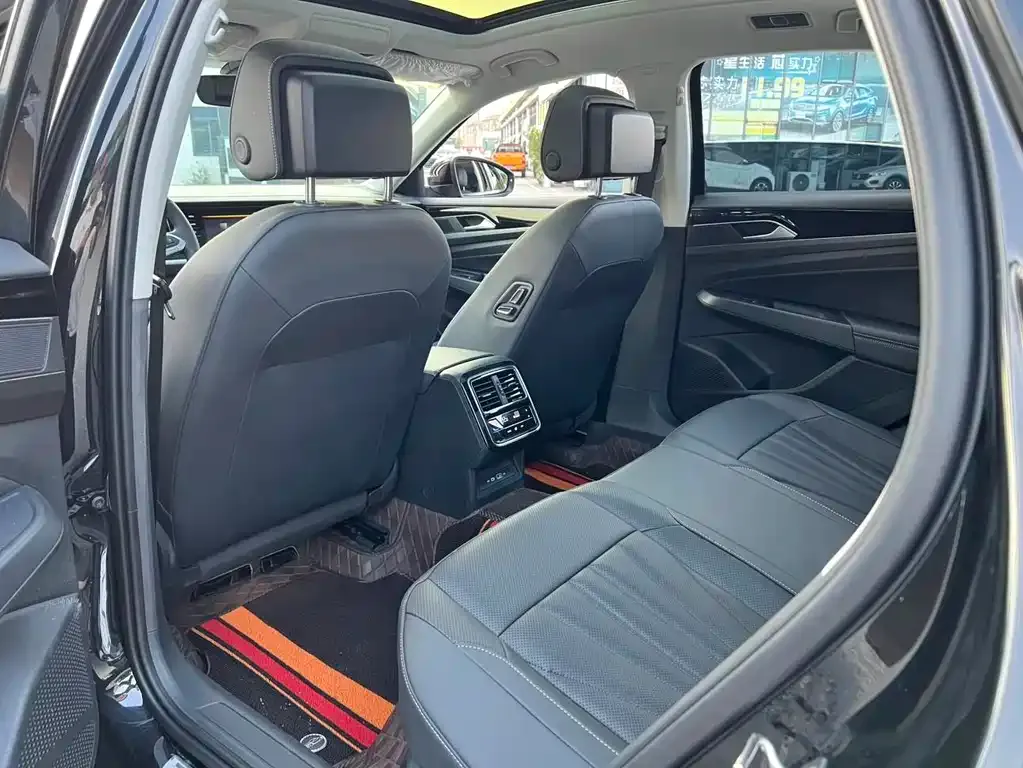 Volkswagen Passat — фото 3