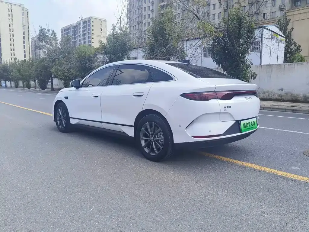 BYD Qin L — фото 3